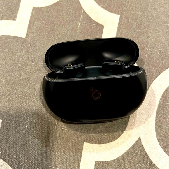 Beats plus earbuds!